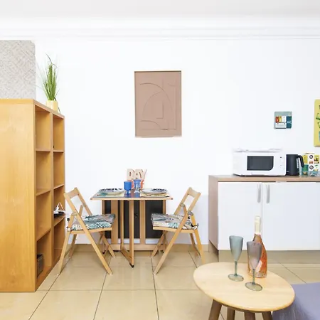 Appartement Avec Terrase Dans Le Centre *